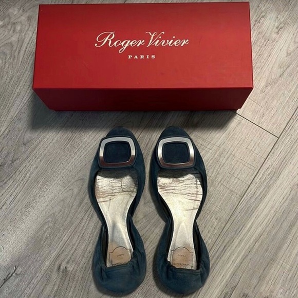 ROGER VIVIER Ballerine Chips Suede d'Orsay Flat - Picture 5 of 14
